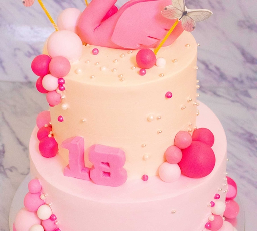 Pink Swan Cake